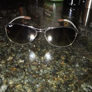 Women’s ray ban sunglasses. Great shape!